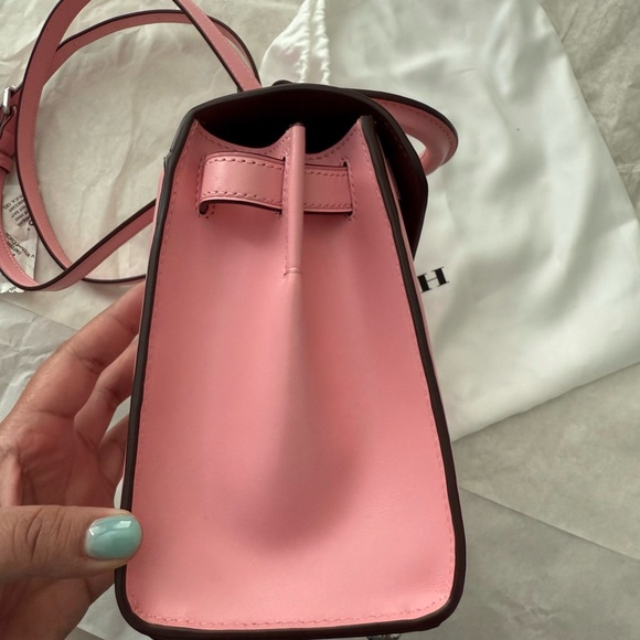 COACH Sammy 21 in glove tanned leather. - Picture 9 of 16